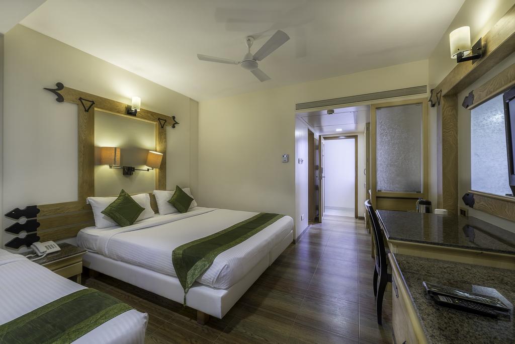 Deccan 8 Pune Exterior foto